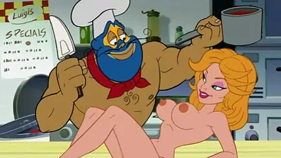 Ung skönhet fick två dildos i en svensk gladporr fitta