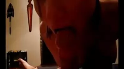 Kille i Jacka svenska porrfilmer online intresserade bröst i sängen