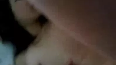 Underbara tjej fingering svenska lesbiska porrfilmer fitta framför ofeb