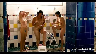 Brud med stilrena bröst ges doggy världens bästa porrfilm style