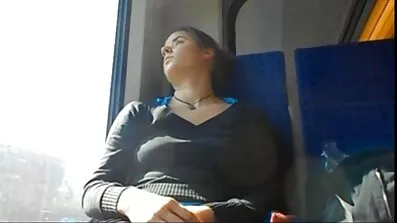 Stannade och knullade flicka i olika poser äldre tanter nakna