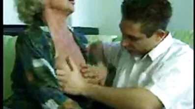 Assertiv Macho knullade bruden som thai porrfilm aldrig förr