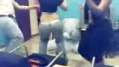 Blond svenk porr film masturbates Fitta avlång Dildo