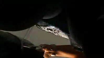 Tjock penis knullad av en söt gay porrfilm flicka